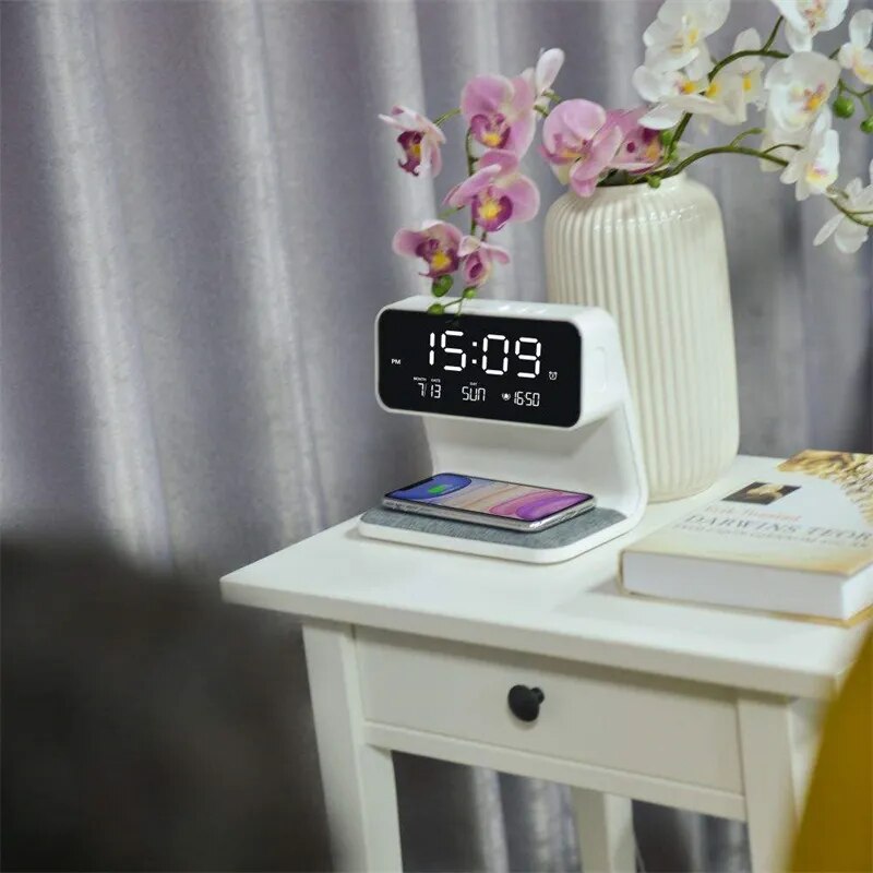 Lámpara de mesita de noche creativa 3 en 1, carga inalámbrica, pantalla LCD, reloj despertador, cargador de teléfono inalámbrico para Iphone